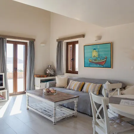 Aristoteles Hébergement de vacances *