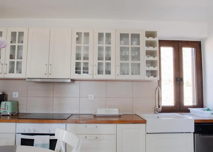 別荘 Aristoteles Chalki Town