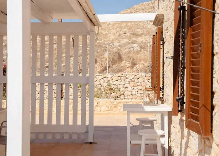 Aristoteles 펜션 Chalki Town